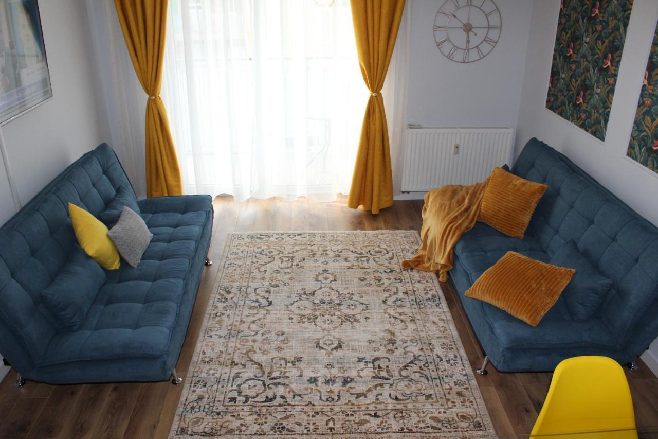 Randevu Apartment Oradea Exterior foto