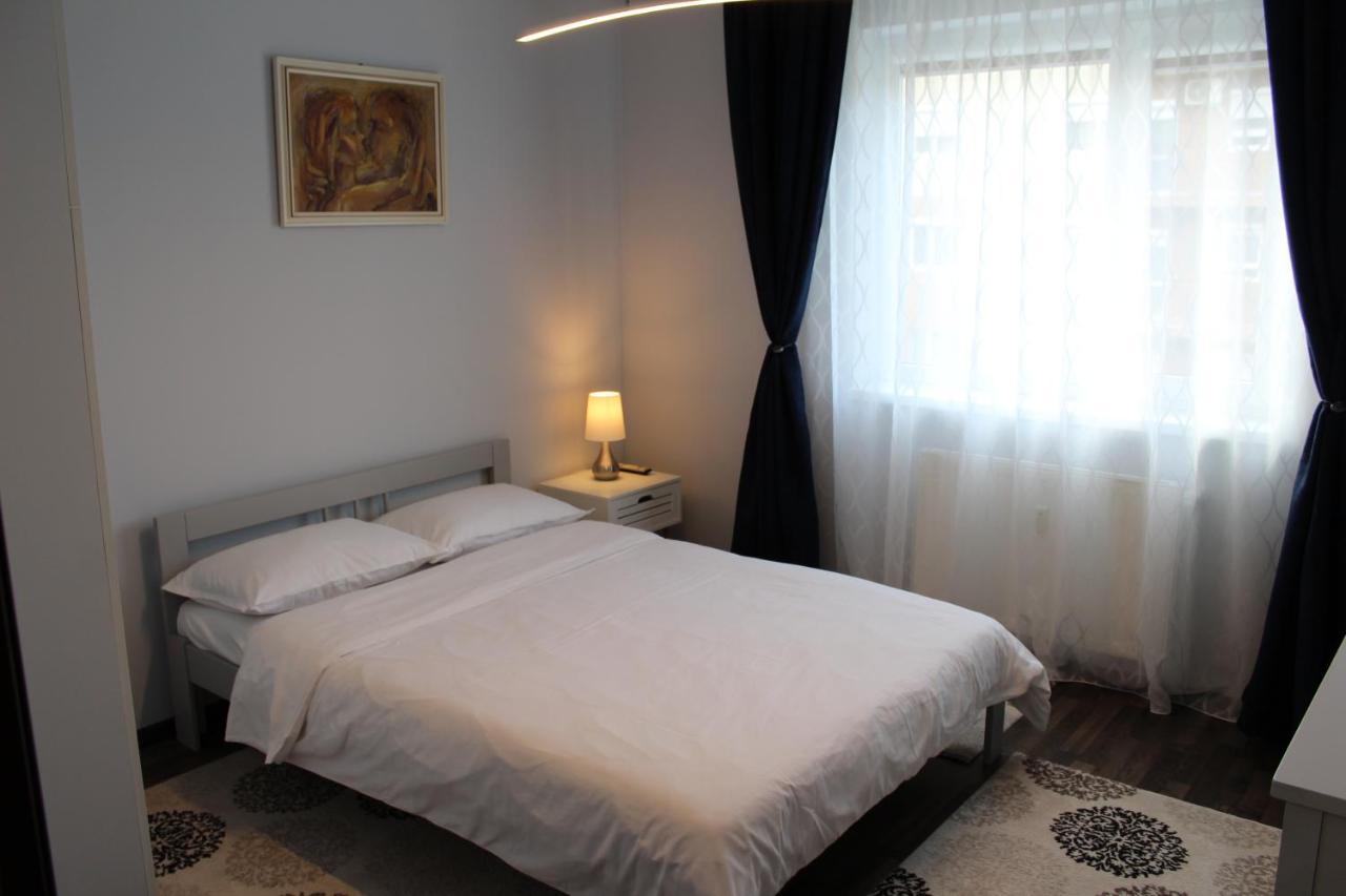 Randevu Apartment Oradea Exterior foto